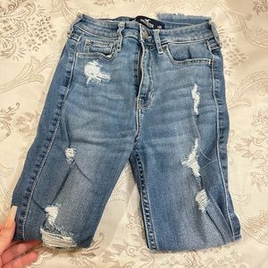 Hollister jeans 😊 high rise crop super skinny classic stretch
